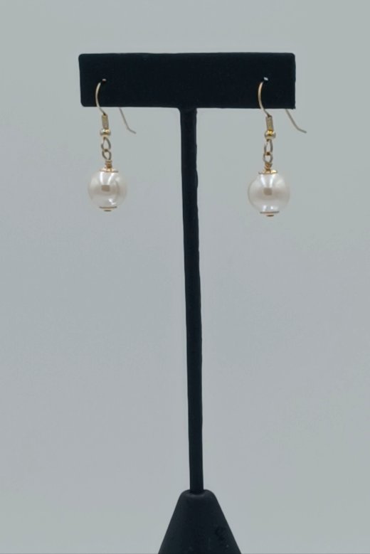 Trish Round Pearl Earrings - Image 6